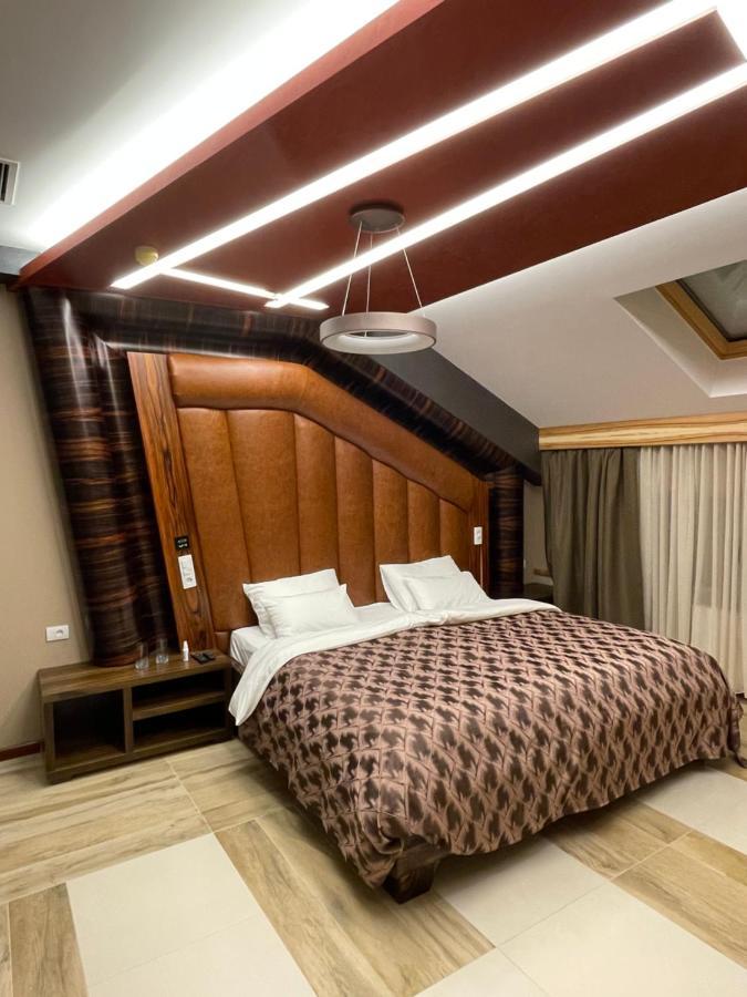 Hotel Havana Loznica Exteriör bild