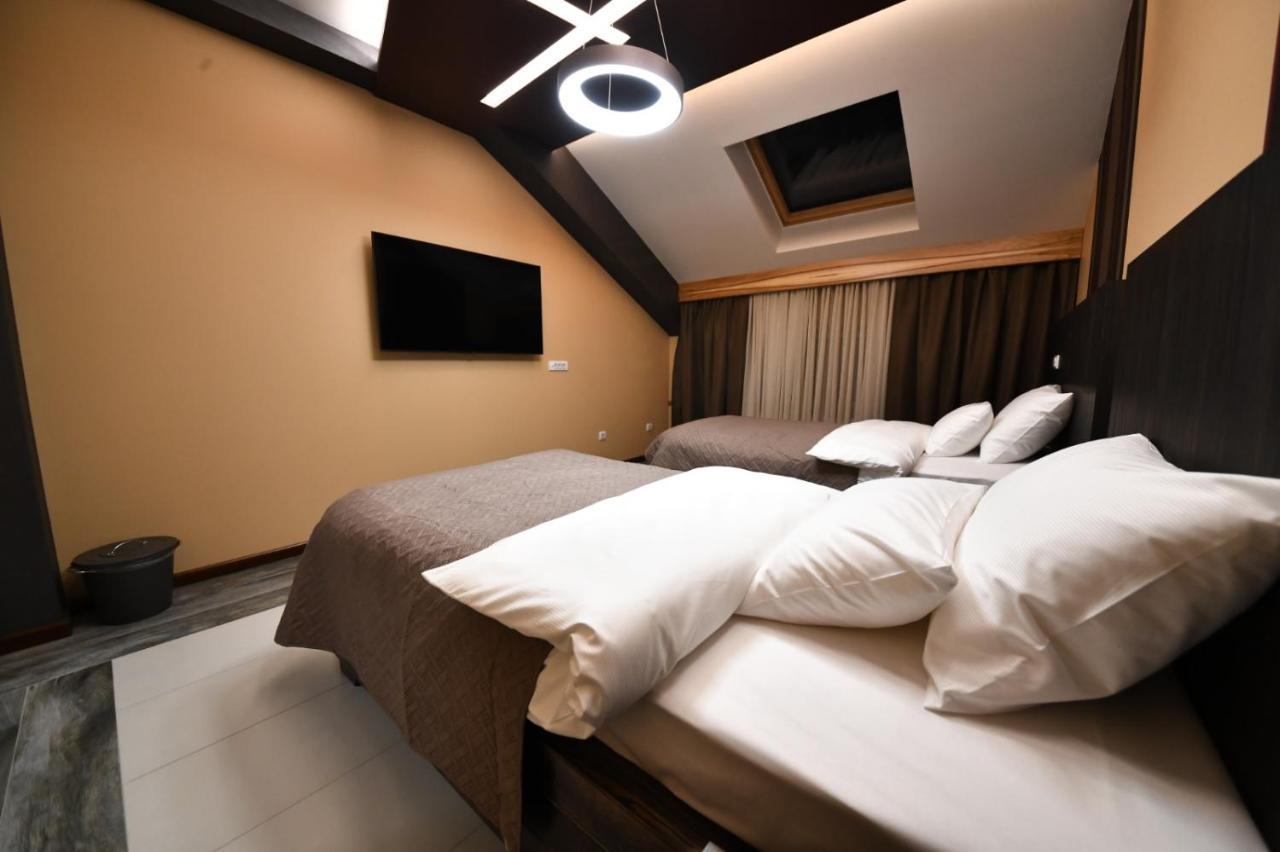 Hotel Havana Loznica Exteriör bild